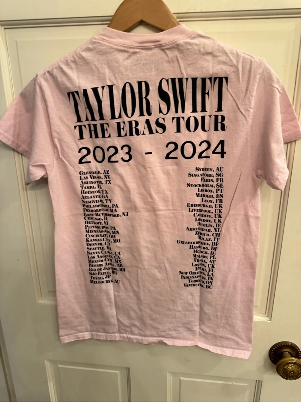 Taylor Swift Pink Graphic 'The Eras Tour' Photo Collage Tee - Picture 2 of 3